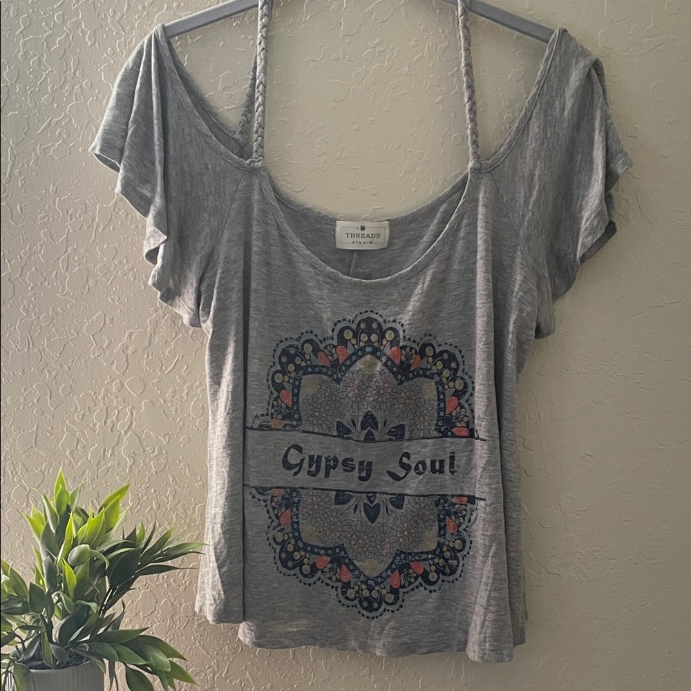 Threads Gypsy Soul Boho Graphic Tee Gray Flutter Sleeve Top Off the Shoulder S